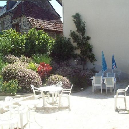 Logis Hotel Les Tilleuls Saint-Cirgues-de-Jordanne 외부 사진