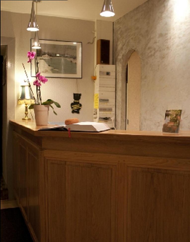 Logis Hotel Les Tilleuls Saint-Cirgues-de-Jordanne 외부 사진