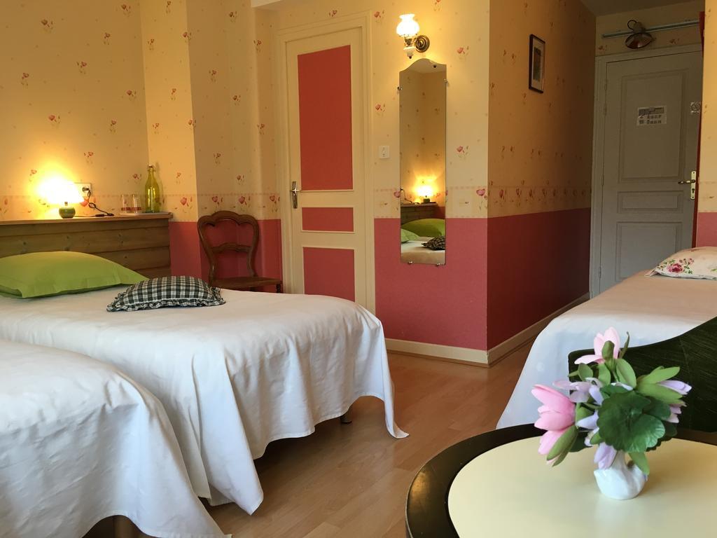 Logis Hotel Les Tilleuls Saint-Cirgues-de-Jordanne 외부 사진